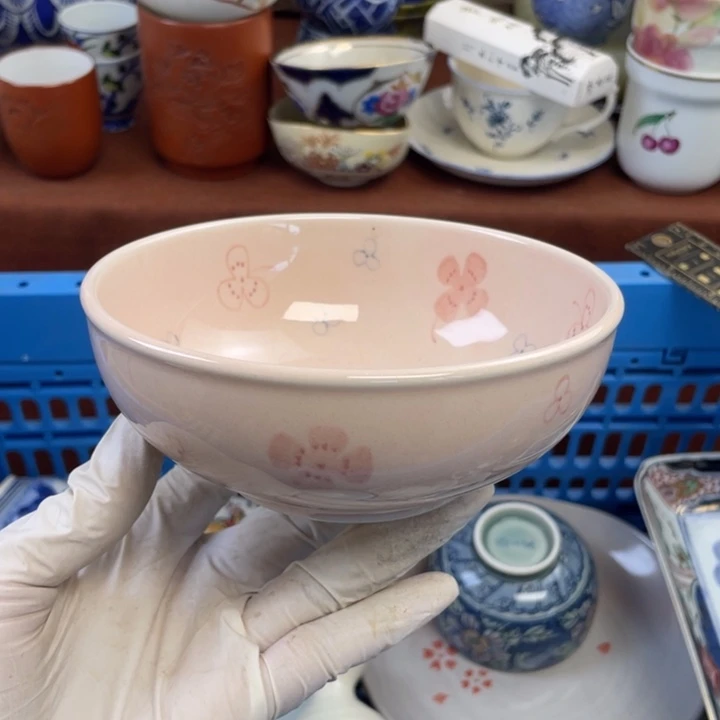 他家瓷器真美…开播了