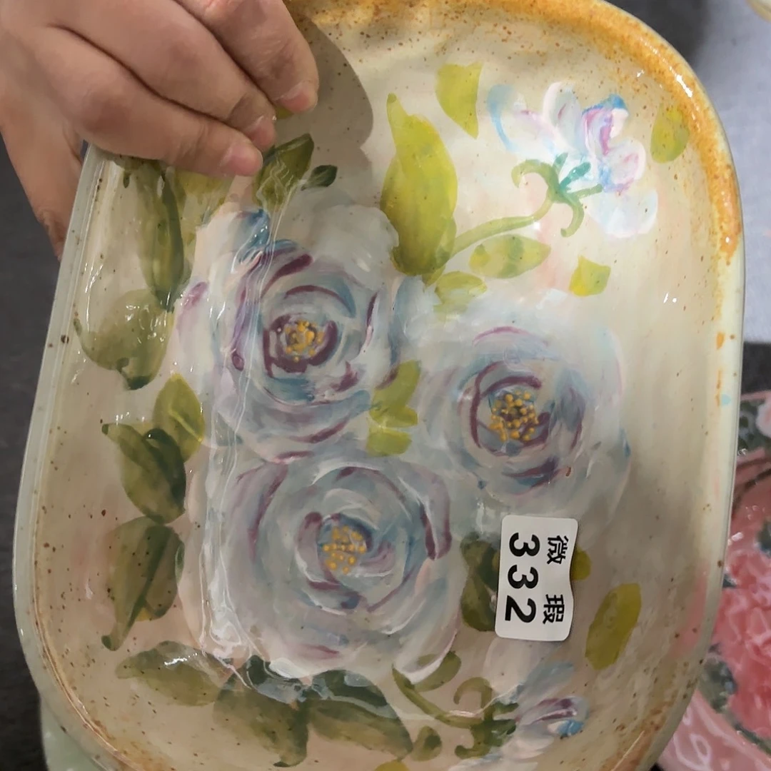 瓷片兔兔盖茨，兔兔