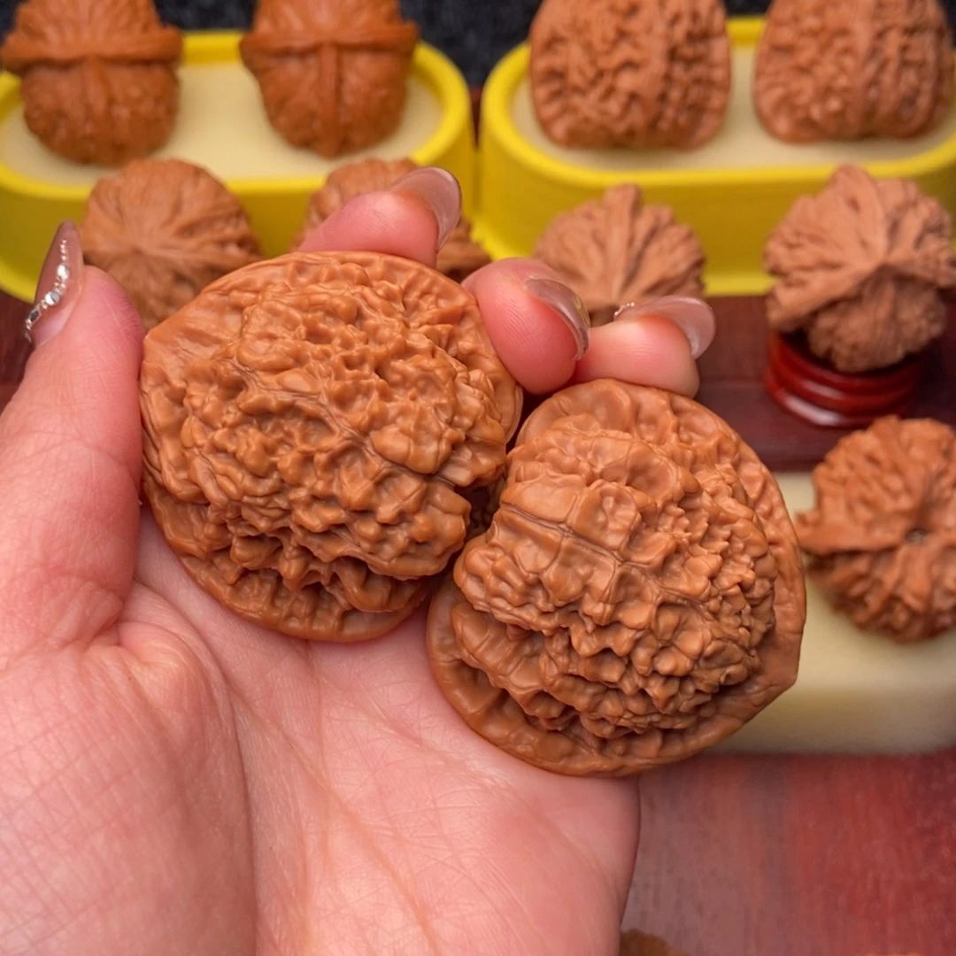 把件文玩核桃46红皮 麒麟 官帽