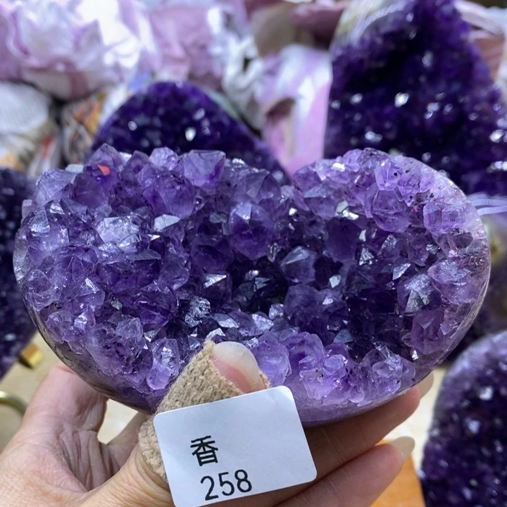 水晶大型摆件（非配饰）未镶嵌