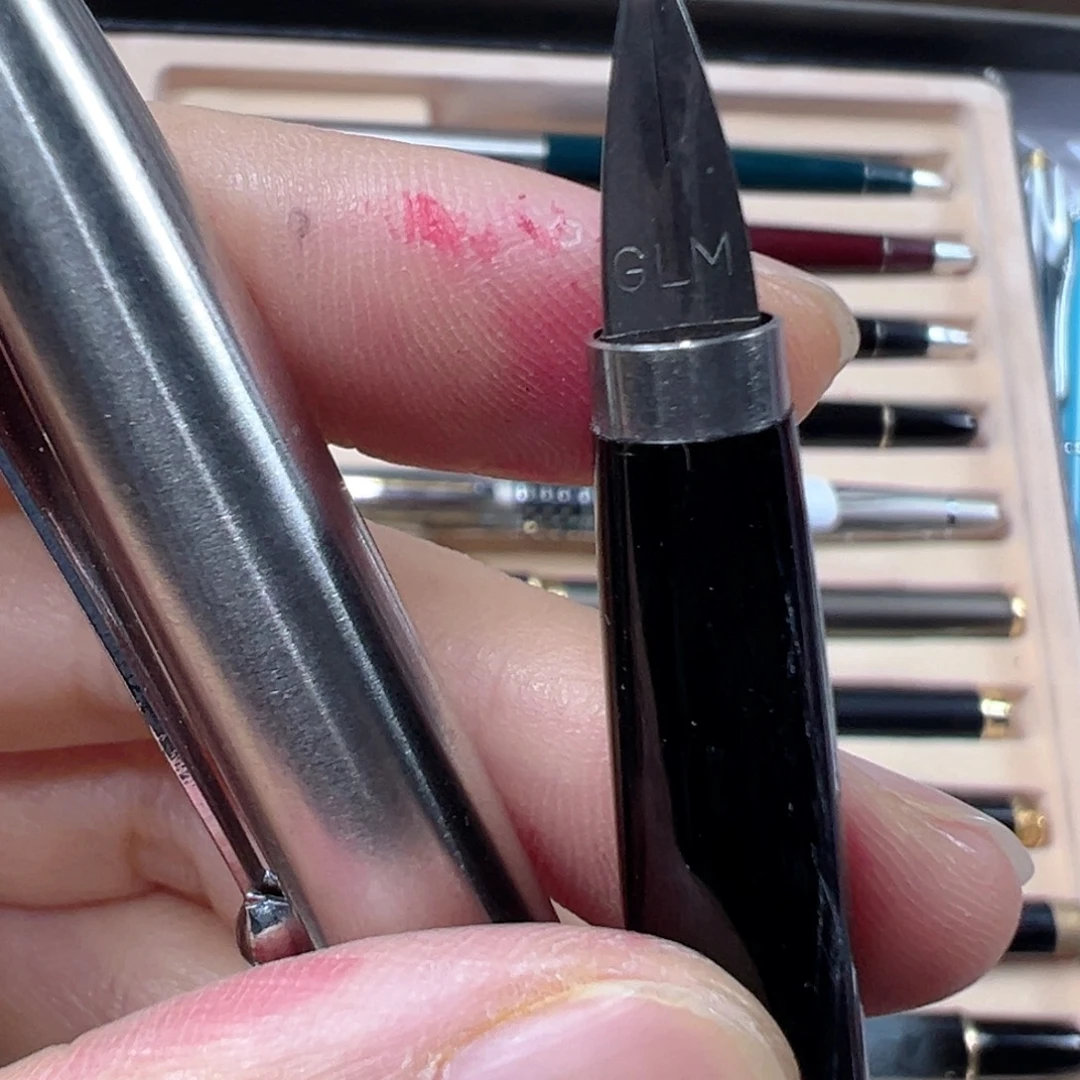 便携式关勒铭968匕首尖异形笔尖0.5