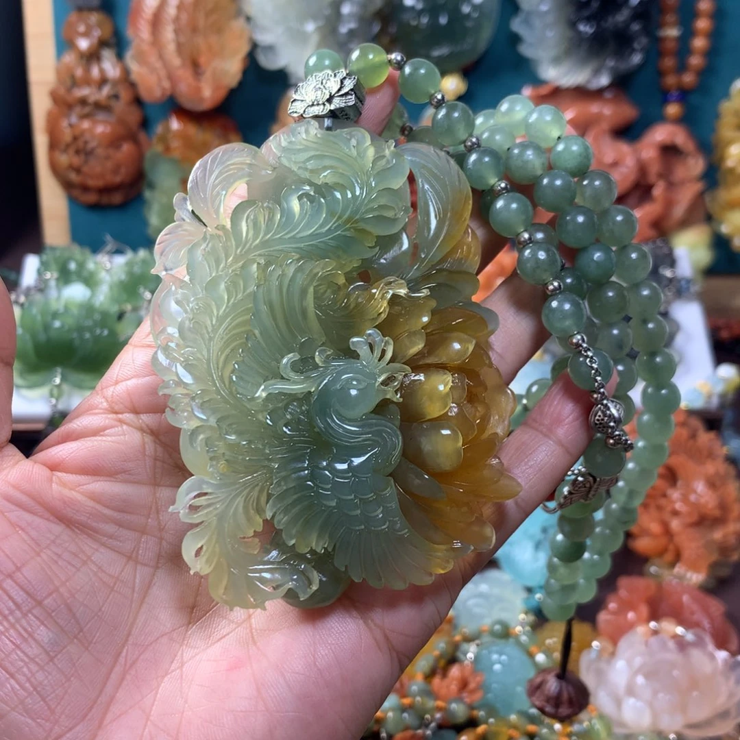 高***美蛇纹石玉未镶嵌挂坠