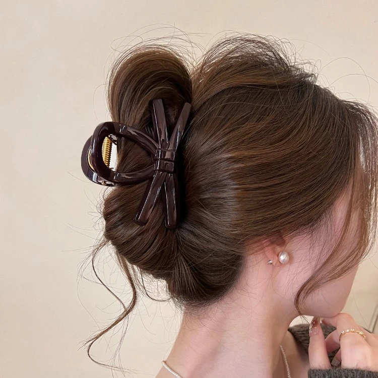 气质蝴蝶结抓夹女高级感鲨鱼夹发夹后脑勺盘发2024新款发量少头饰