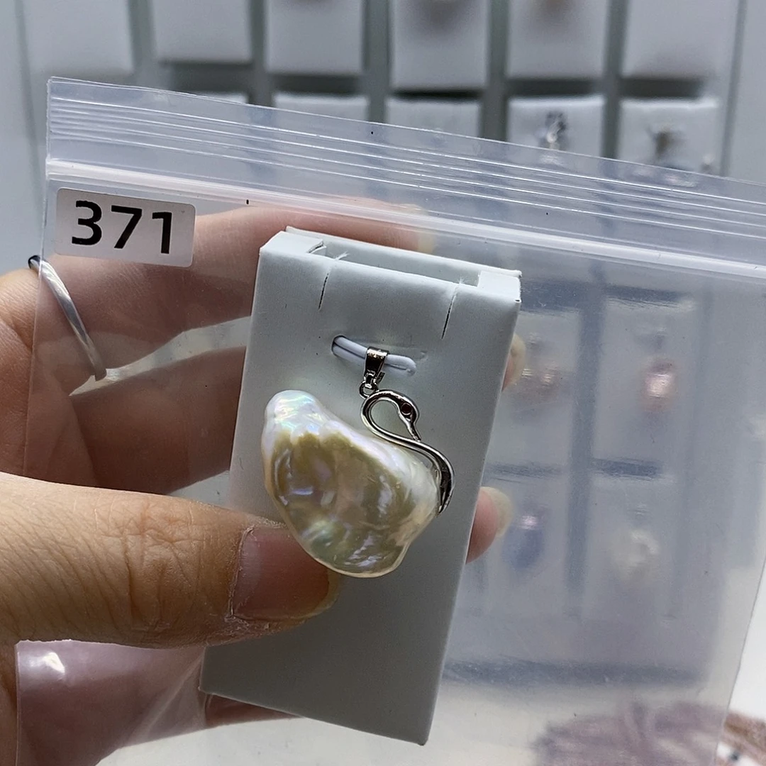 颈饰合金淡水珍珠
