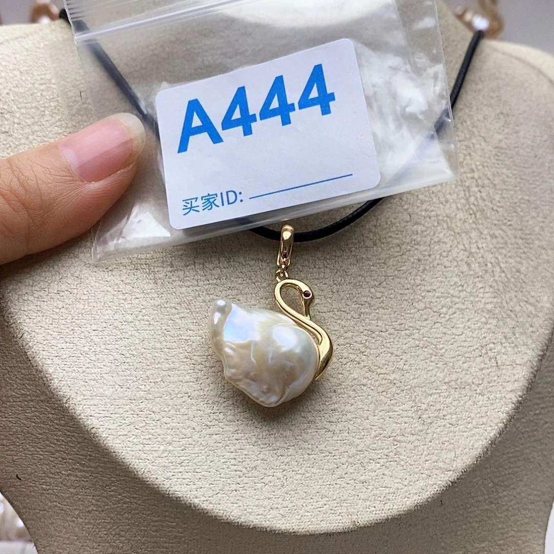 颈饰未镶嵌淡水珍珠