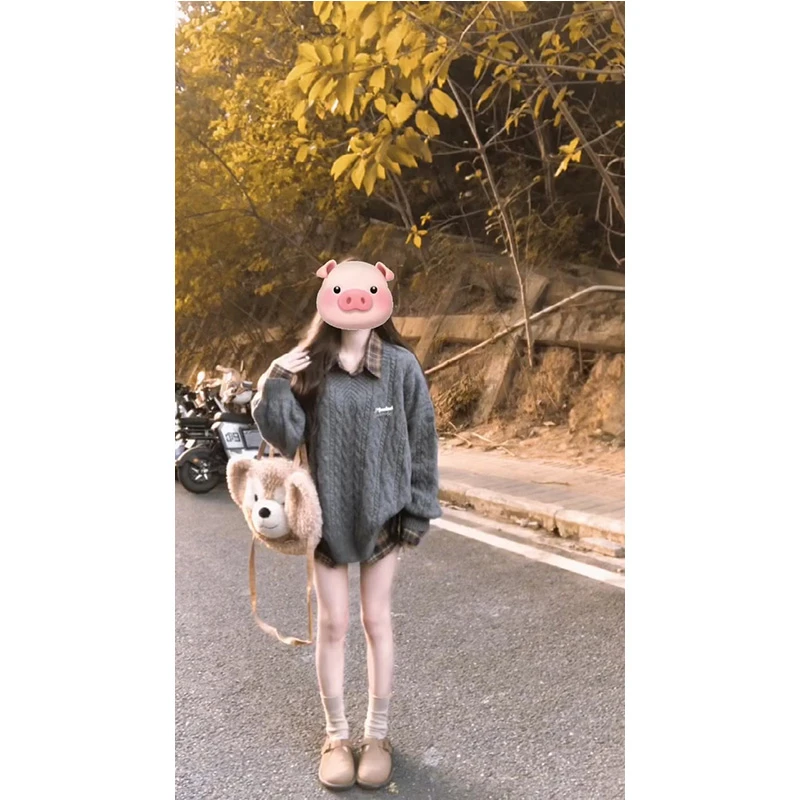 韩系复古学院风灰色麻花毛衣女秋冬新款内搭格纹衬衫短裙三件套装