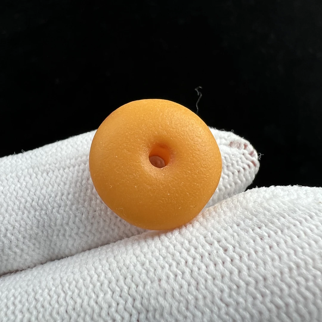 R9387 天然蜜蜡 老蜡扣子16.4*6mm保真原矿蜜蜡