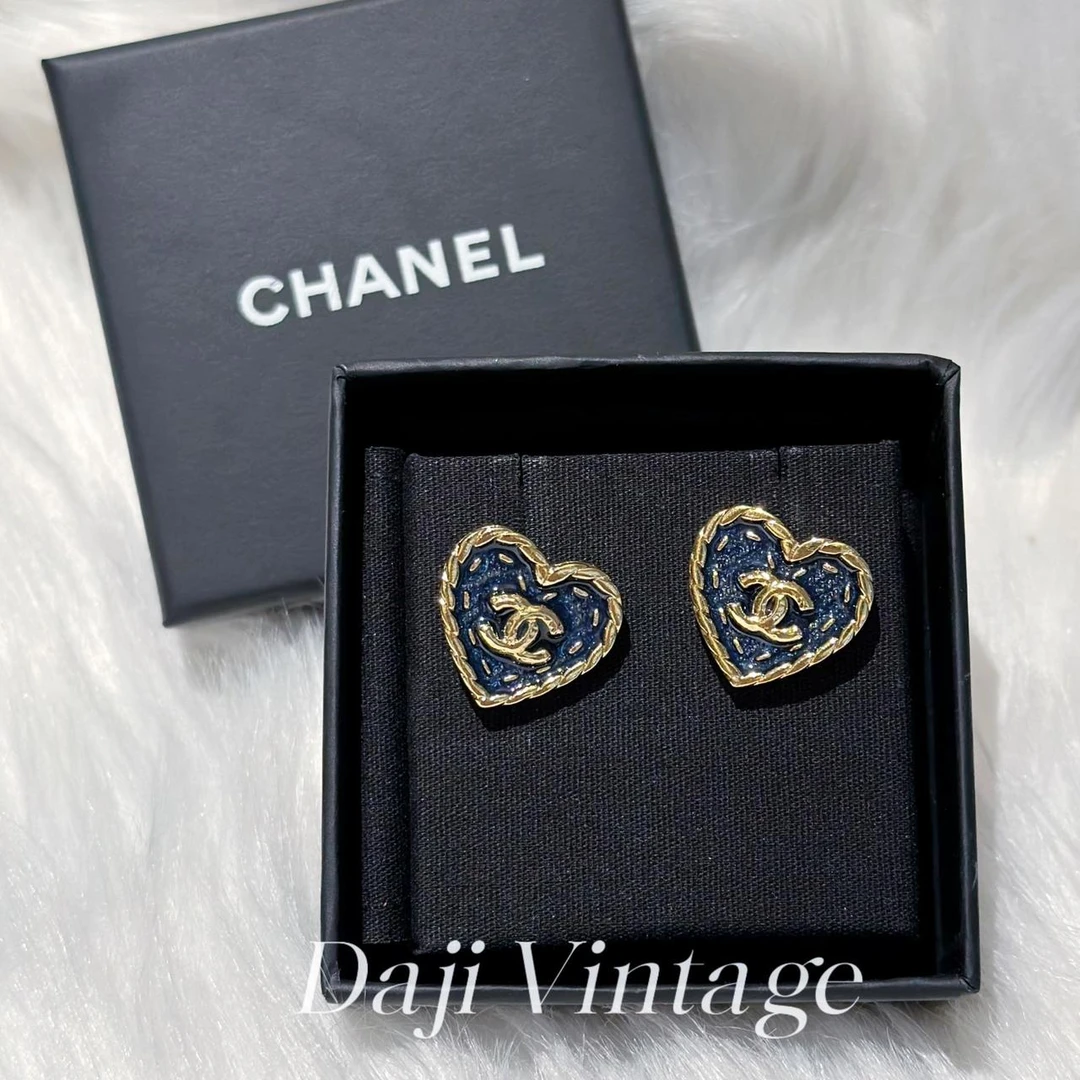 大吉中古/Chanel 香奈儿24P丹宁爱心耳钉
