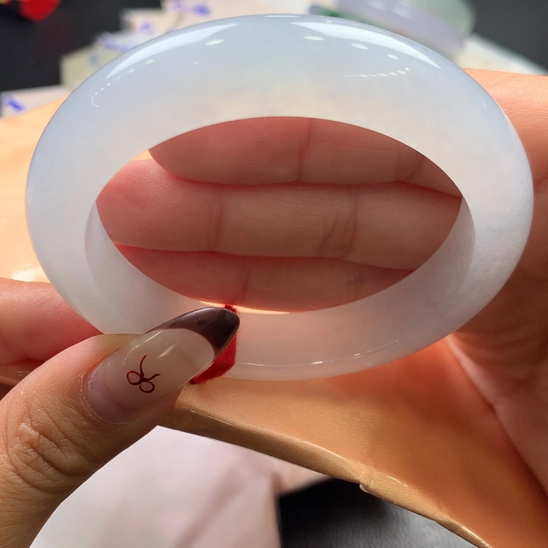 翡翠未镶嵌手镯52号冰种完美