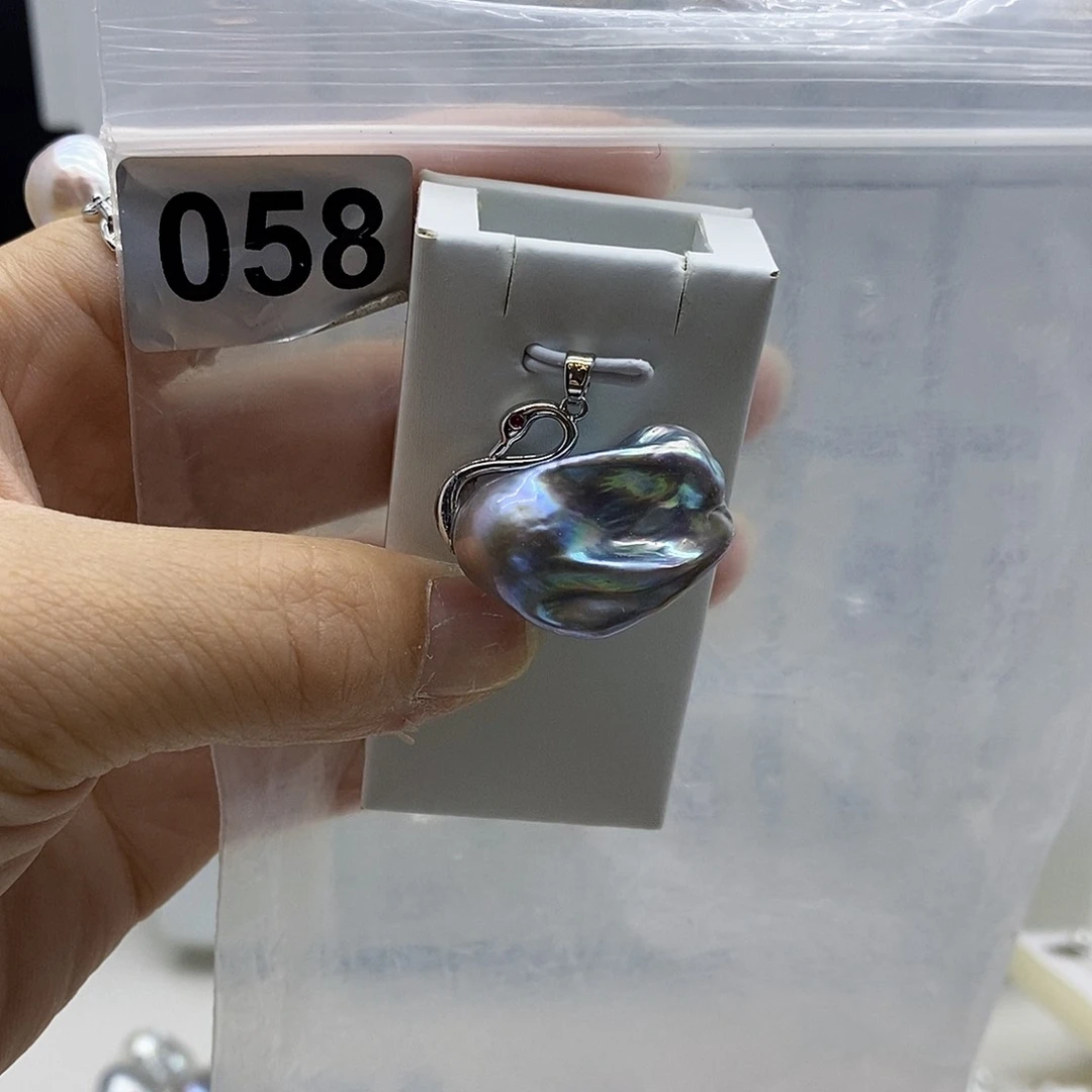 合金耳饰淡水珍珠