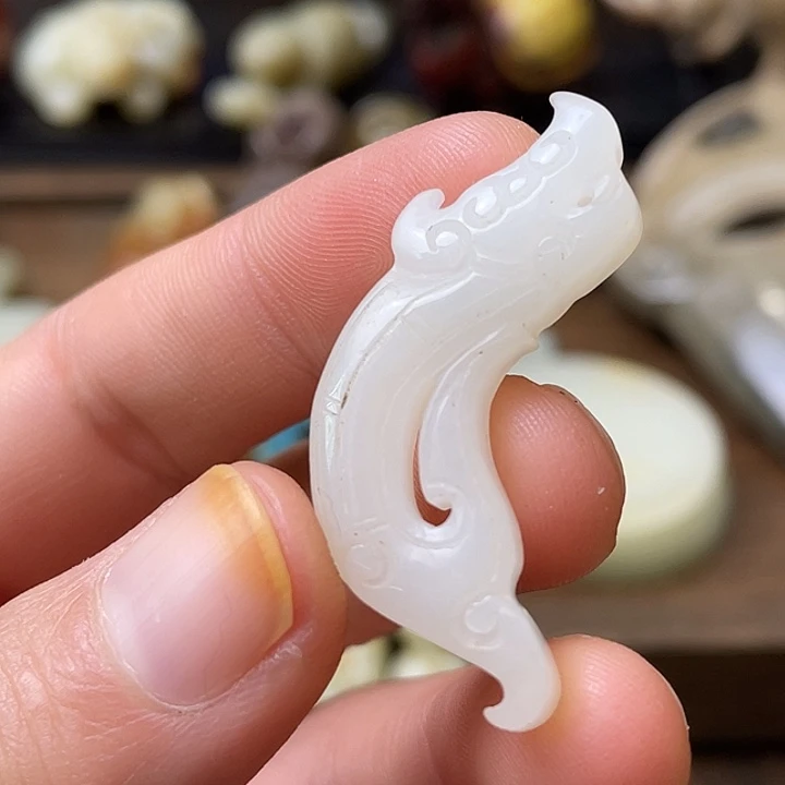 和田玉（糖玉）未镶嵌颈饰