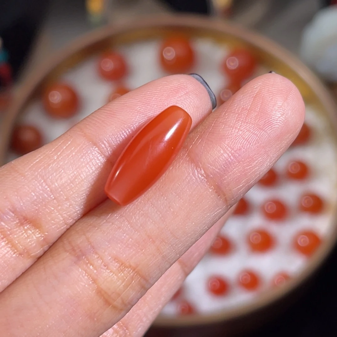 未镶嵌勒子17.6x7mm 不换退南红玛瑙