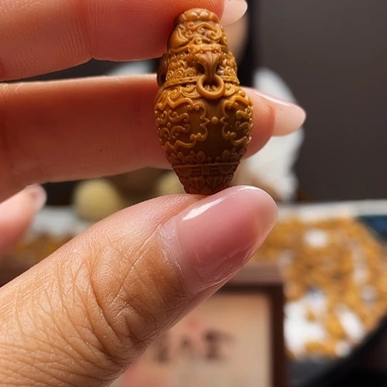 橄榄核的颜色和颜色