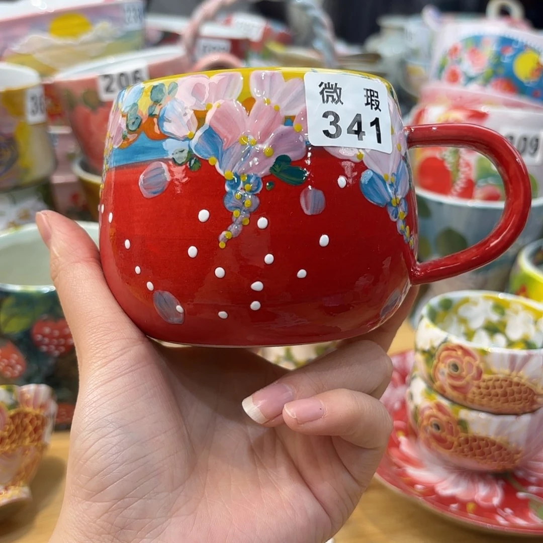 瓷片兔兔盖茨。兔兔