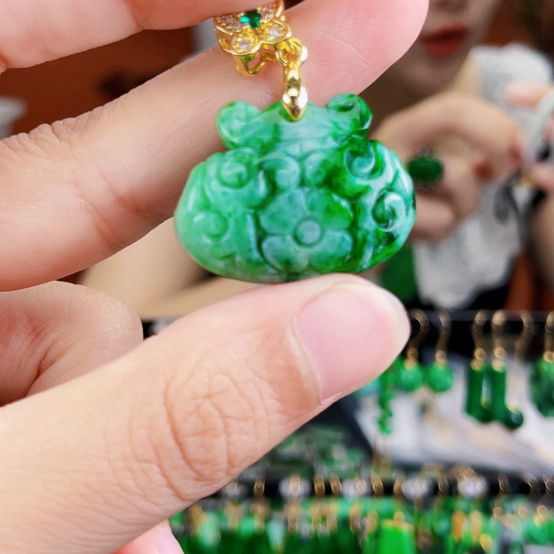 未镶嵌翡翠耳饰饰品