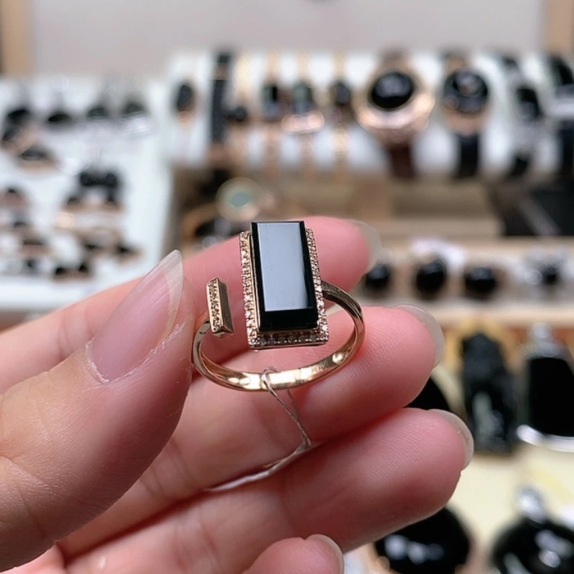 【闪购商品】翡翠戒指18K金镶嵌墨翠