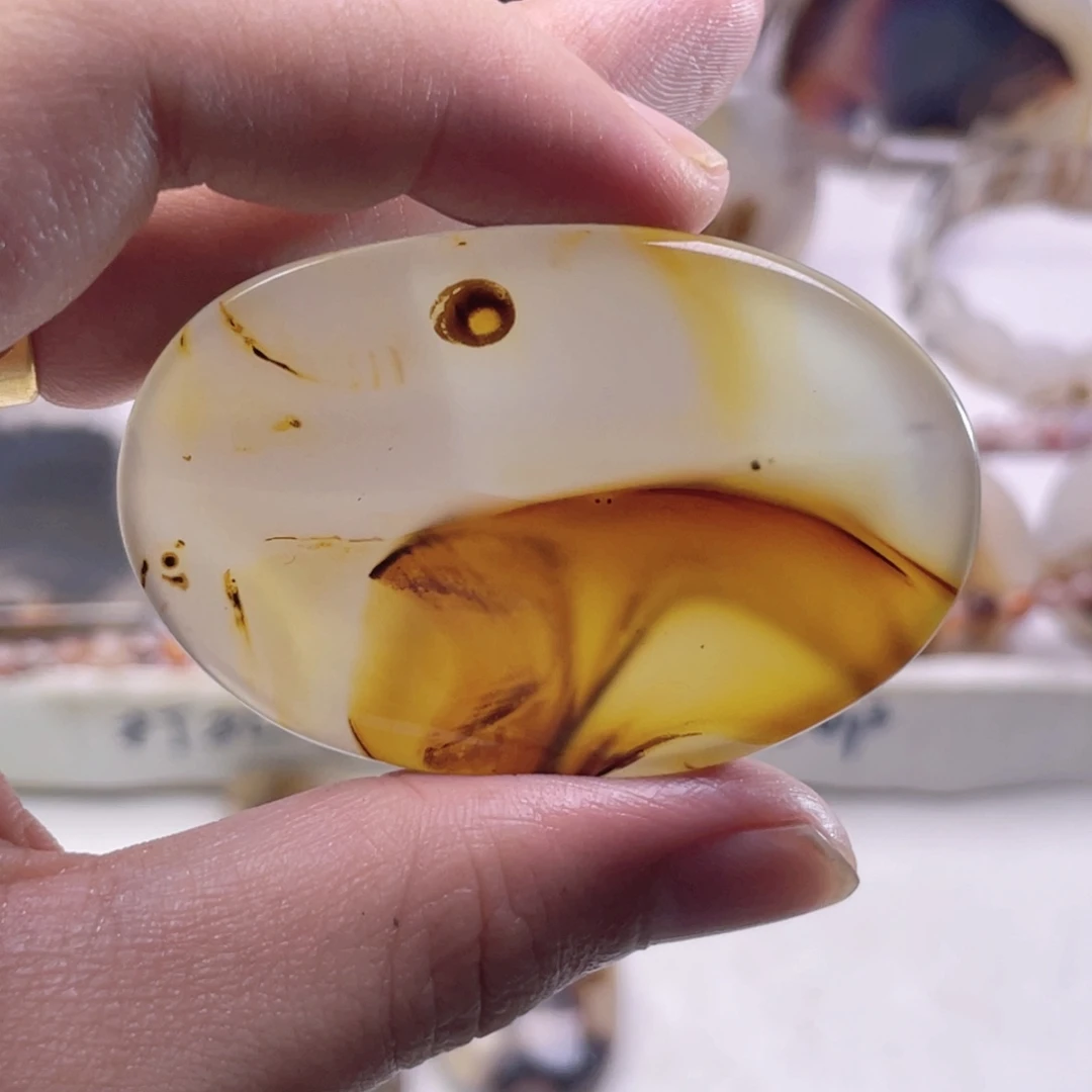 玛瑙/玉髓未镶嵌珠宝奇石