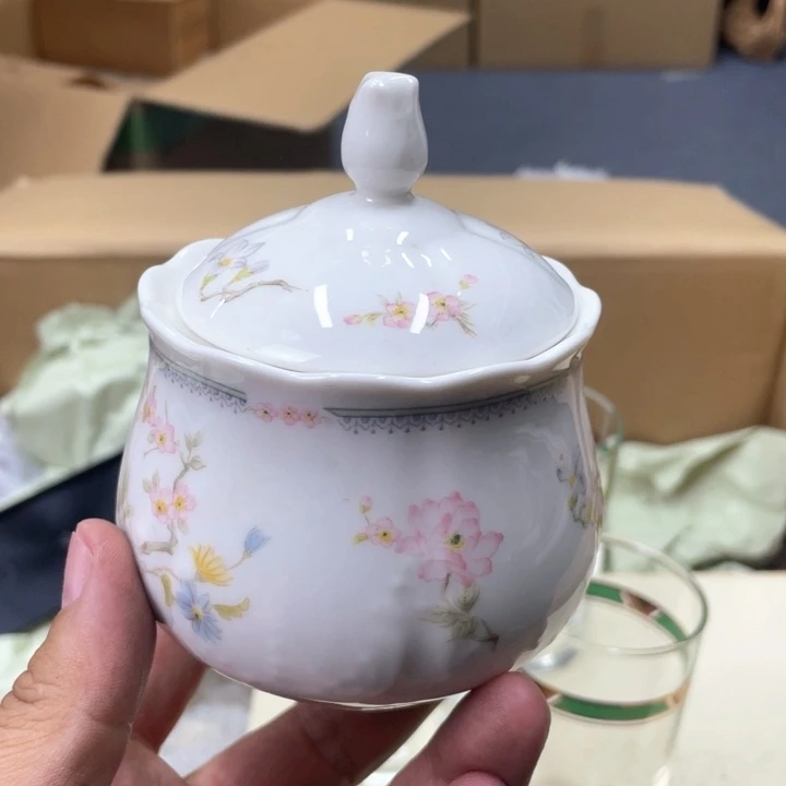 瓷片凯****制瓷片哈哈哈哈哈