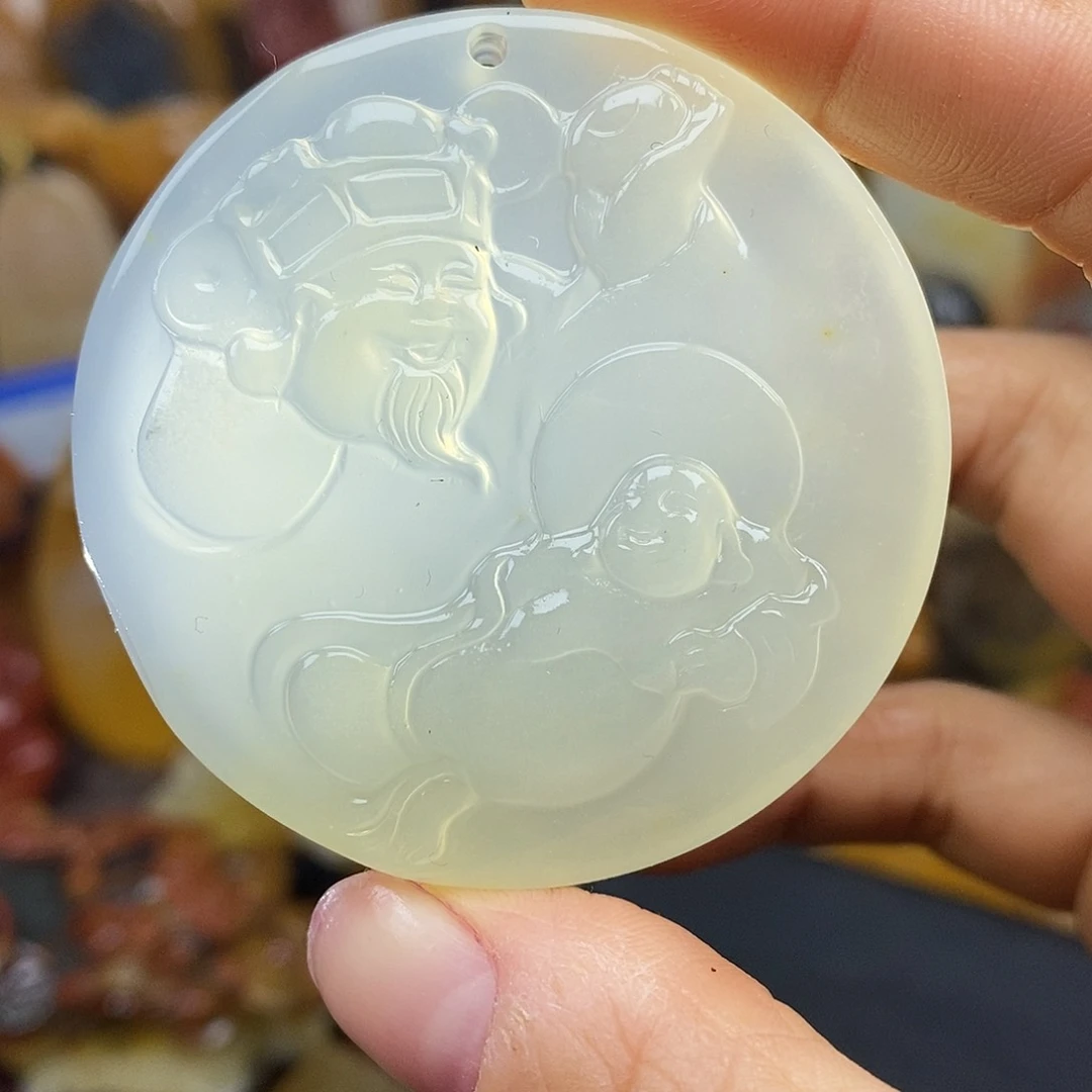 石英质玉（黄龙玉）颈饰未镶嵌