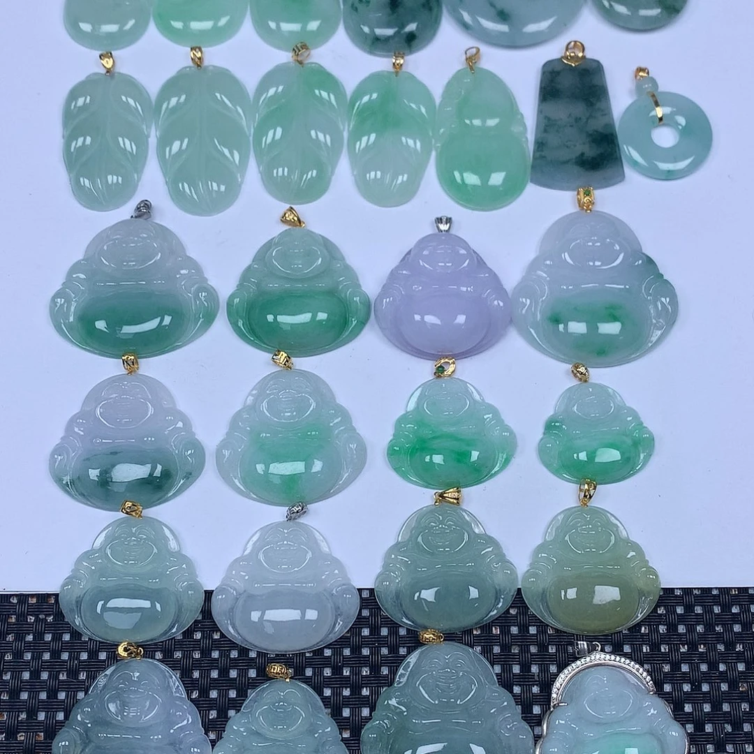 翡翠未镶嵌颈饰我