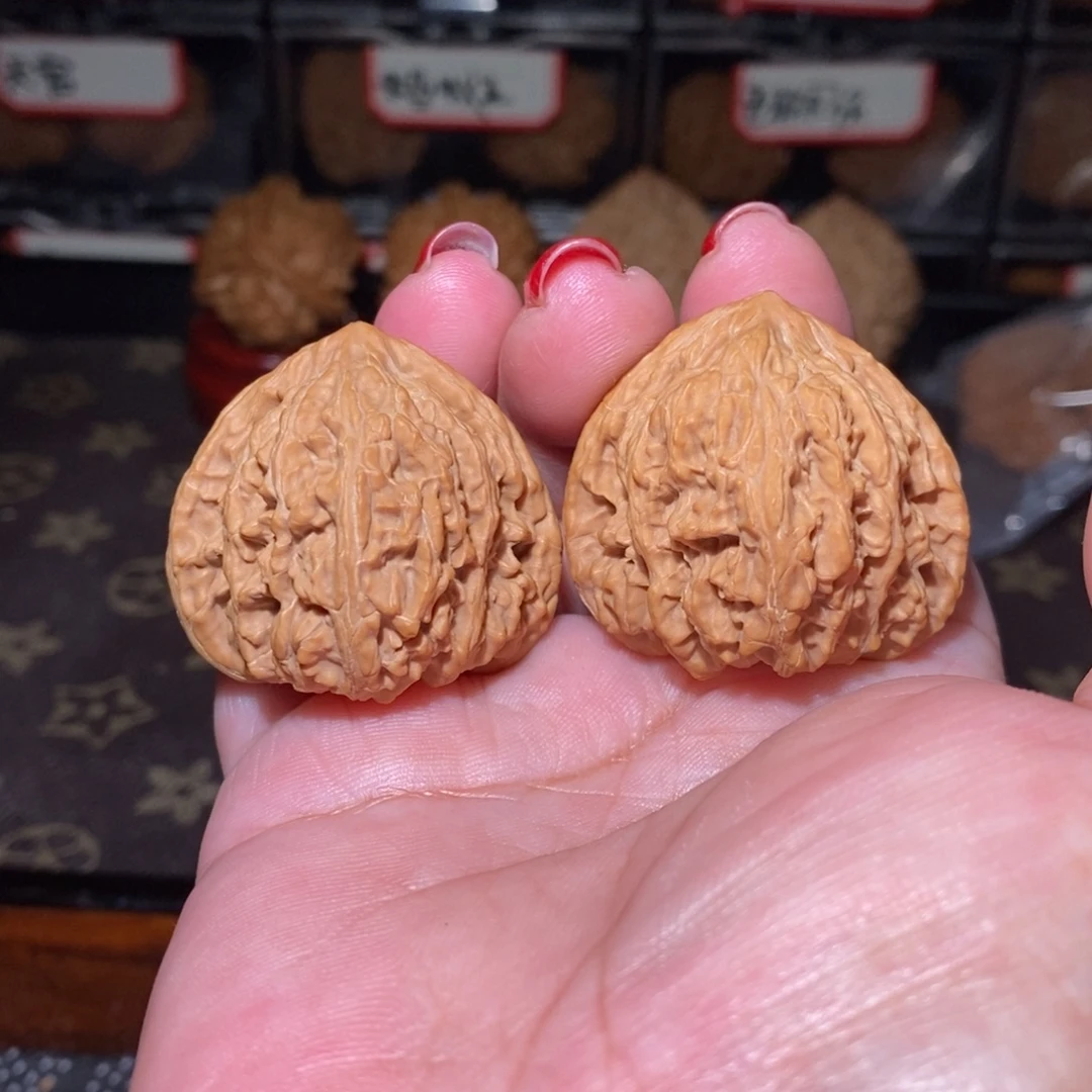 文玩核桃把件37密纹