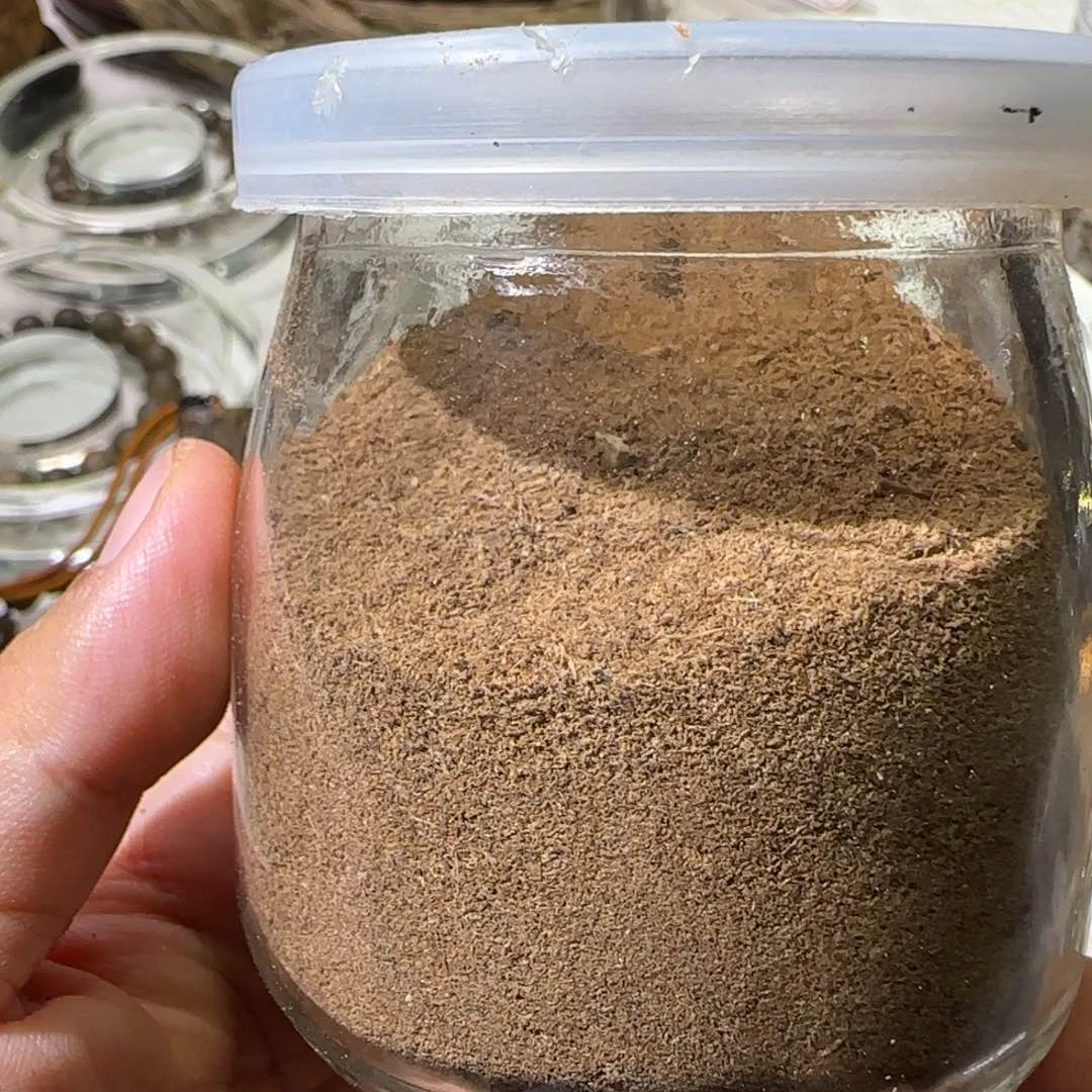 【闪购商品】沉香碎屑沉香顺化红土198克含瓶子沉水粉
