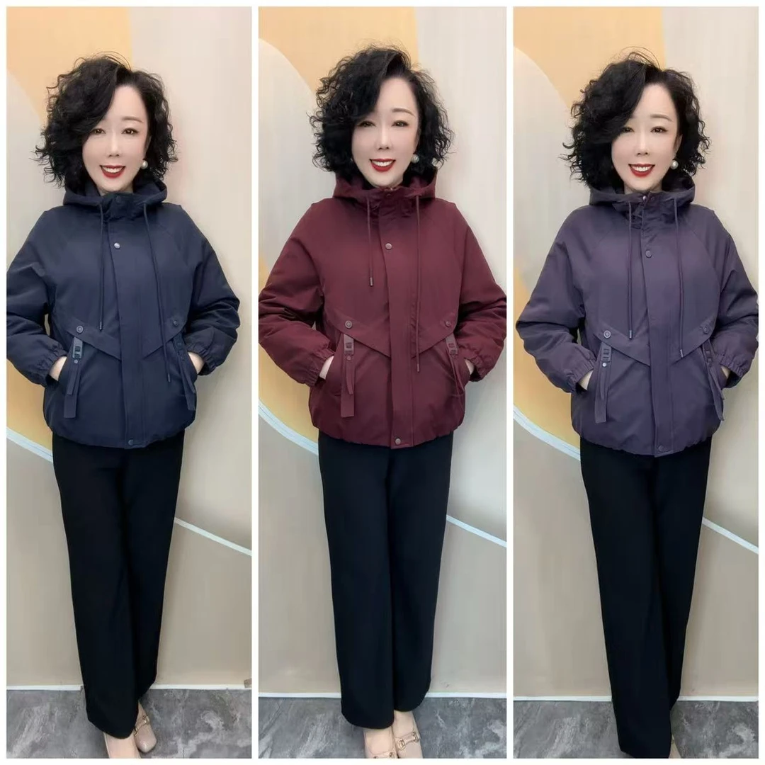 8806新款妈妈装中老年女装时尚洋气加绒宽松大码厚外套，衣长63