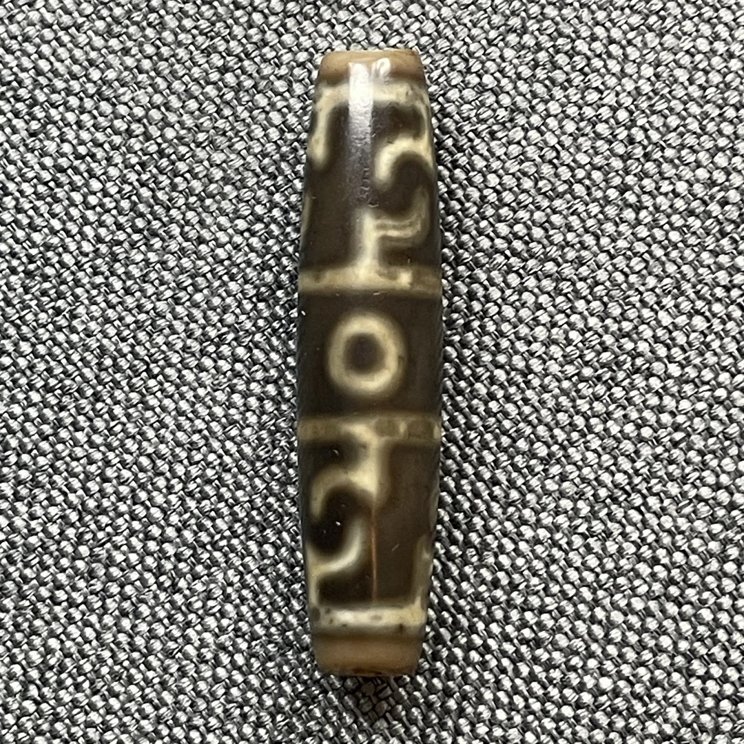 藏传莲师三眼图腾玛瑙珠子未镶嵌