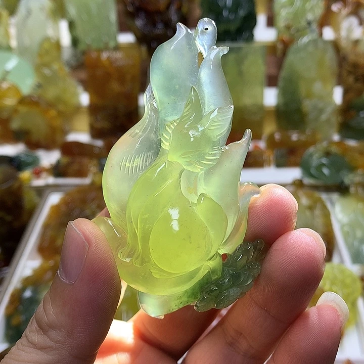 蛇纹石玉未镶嵌珠宝半成品