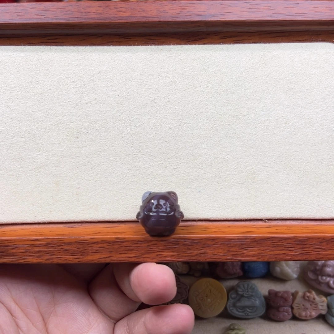 r***a石英质玉未镶嵌珠宝奇石