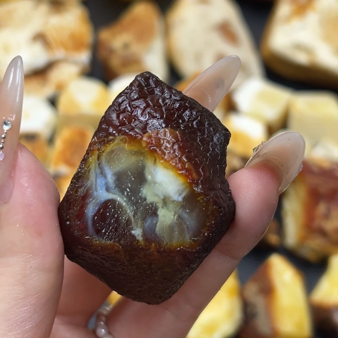 定制琥珀未镶嵌西***哥蜜蜡