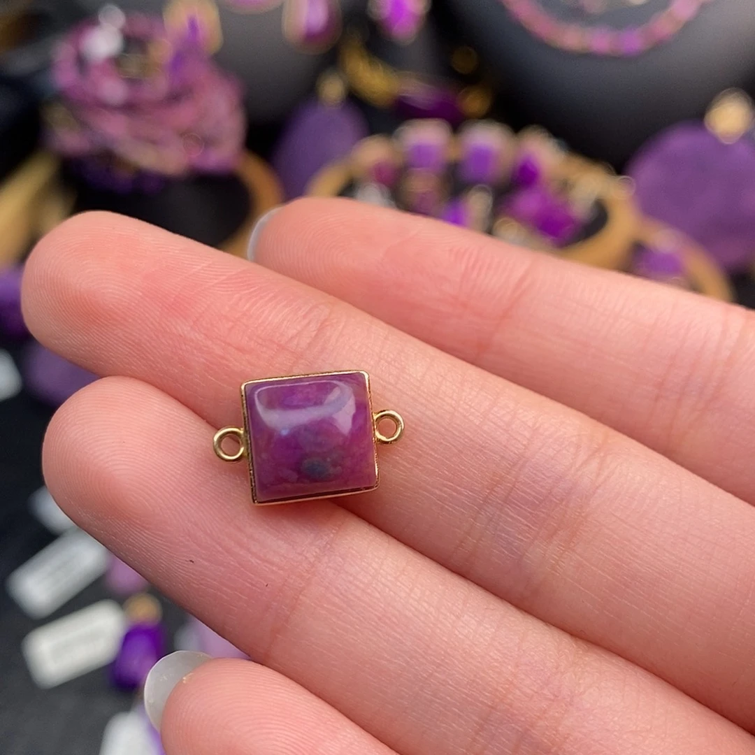 18K金镶嵌苏纪石（舒俱来）配件