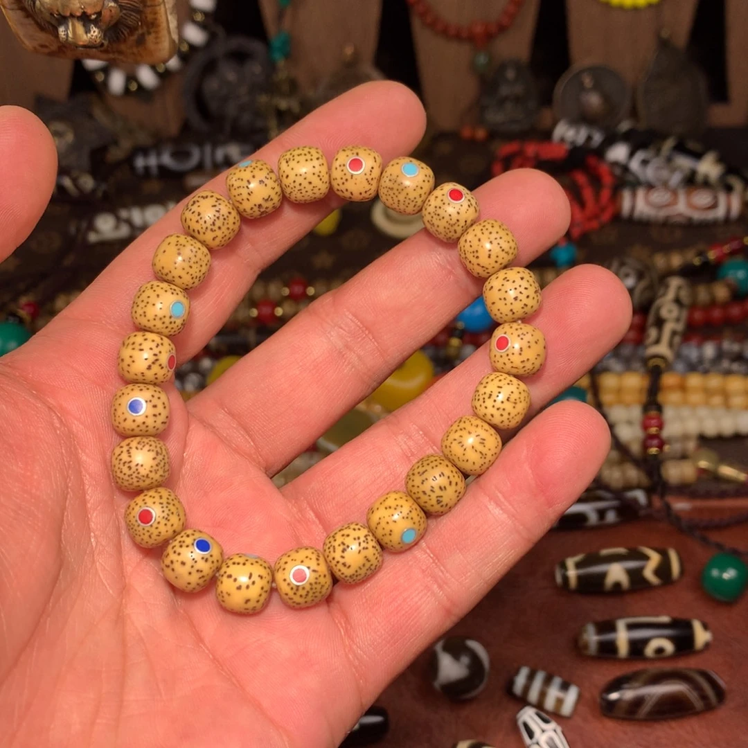 ，****柏香籽/百香籽吊坠