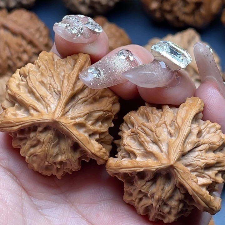 文玩核桃把件盘山