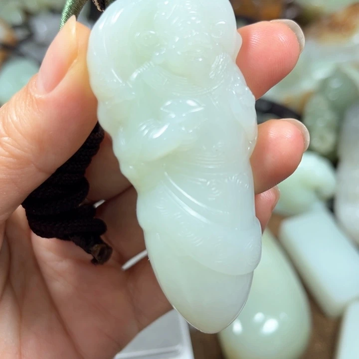 【闪购商品】和田玉未镶嵌颈饰