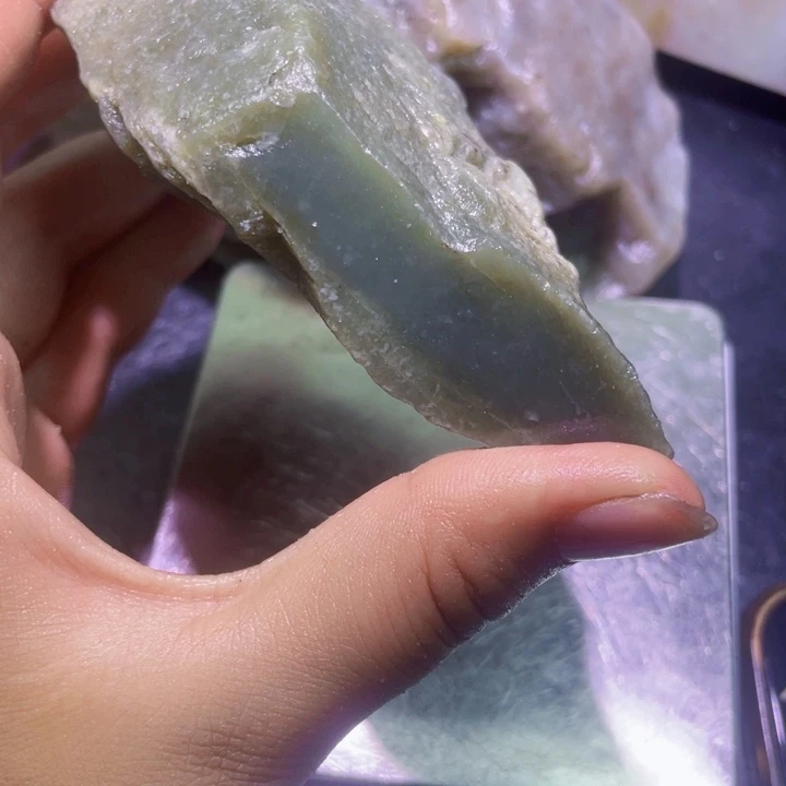 和田玉未镶嵌珠宝半成品