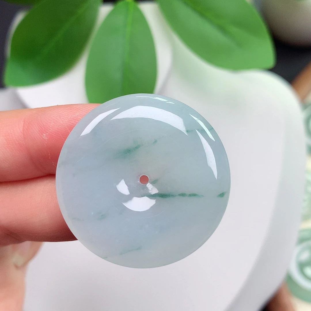 颈饰未镶嵌翡翠平安扣 31.9x5.3mm