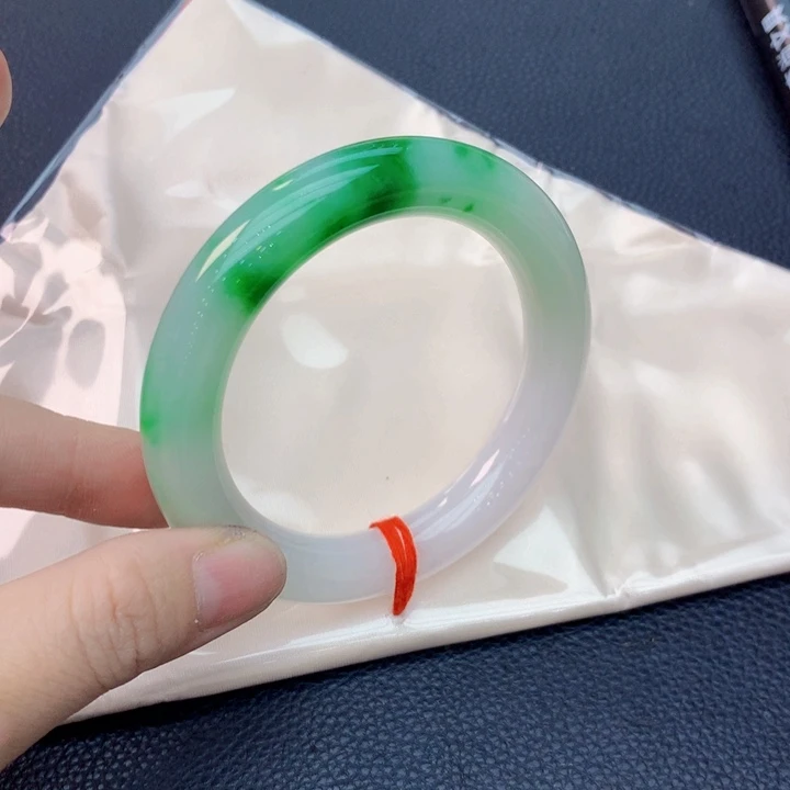 未镶嵌手镯翡翠翡翠手镯