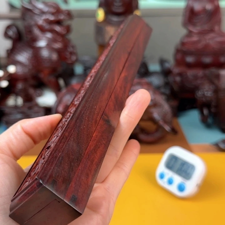 M***K檀香紫檀（小叶紫檀）