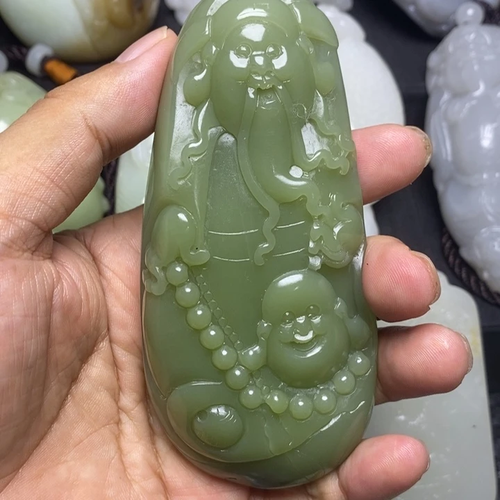 和田玉未镶嵌颈饰