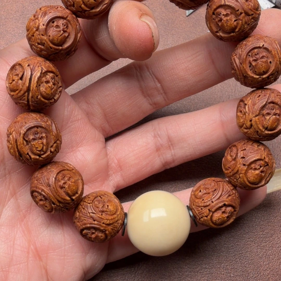 吊坠猴头核桃哈哈哈哈哈