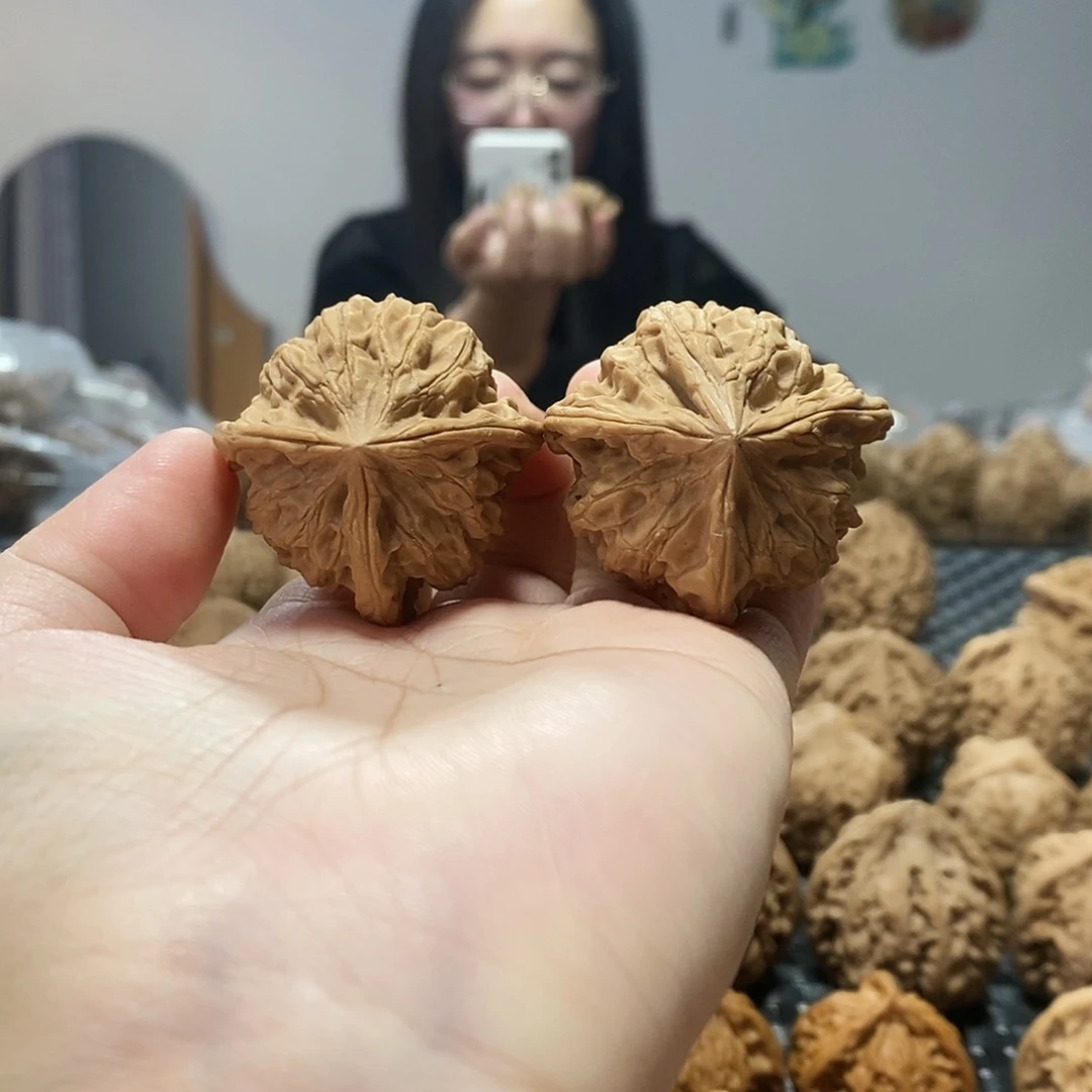 桃核吊坠玉玺三棱