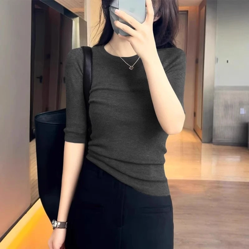 洋气简约圆领套头短袖上衣女夏时尚修身五分袖气质百搭针织打底衫