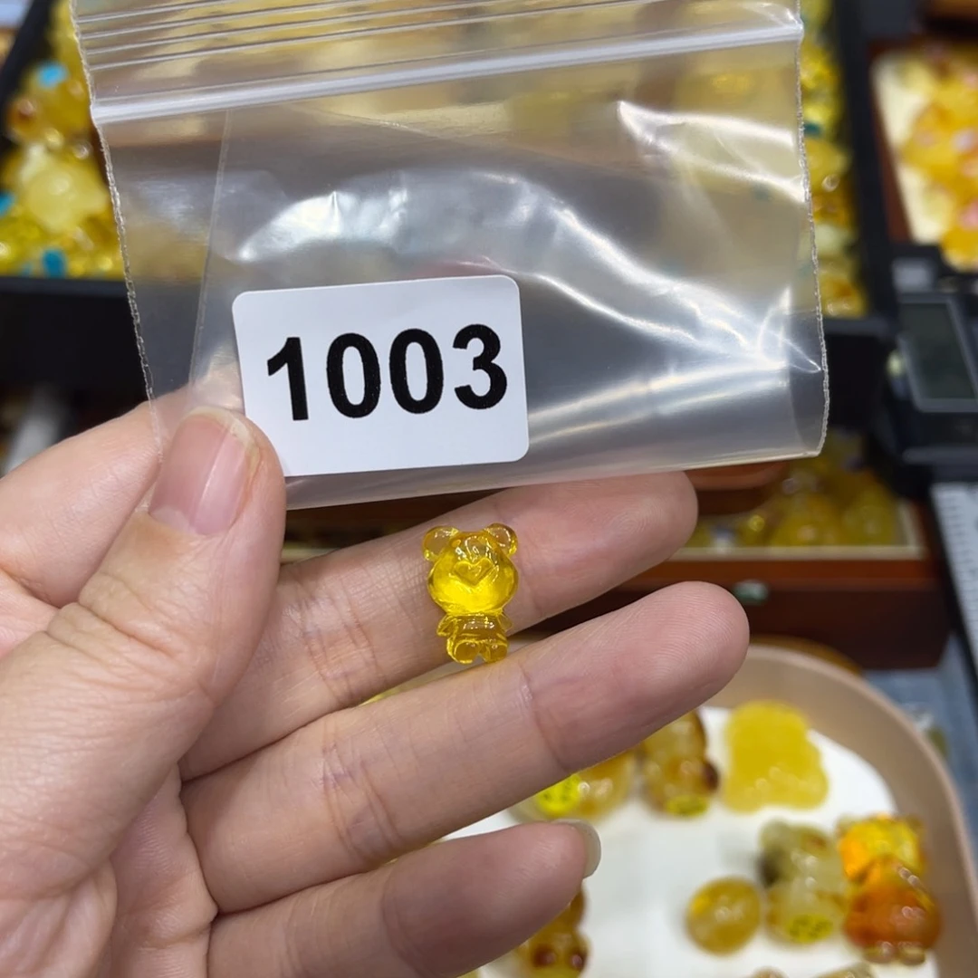 琥珀珠宝奇石未镶嵌