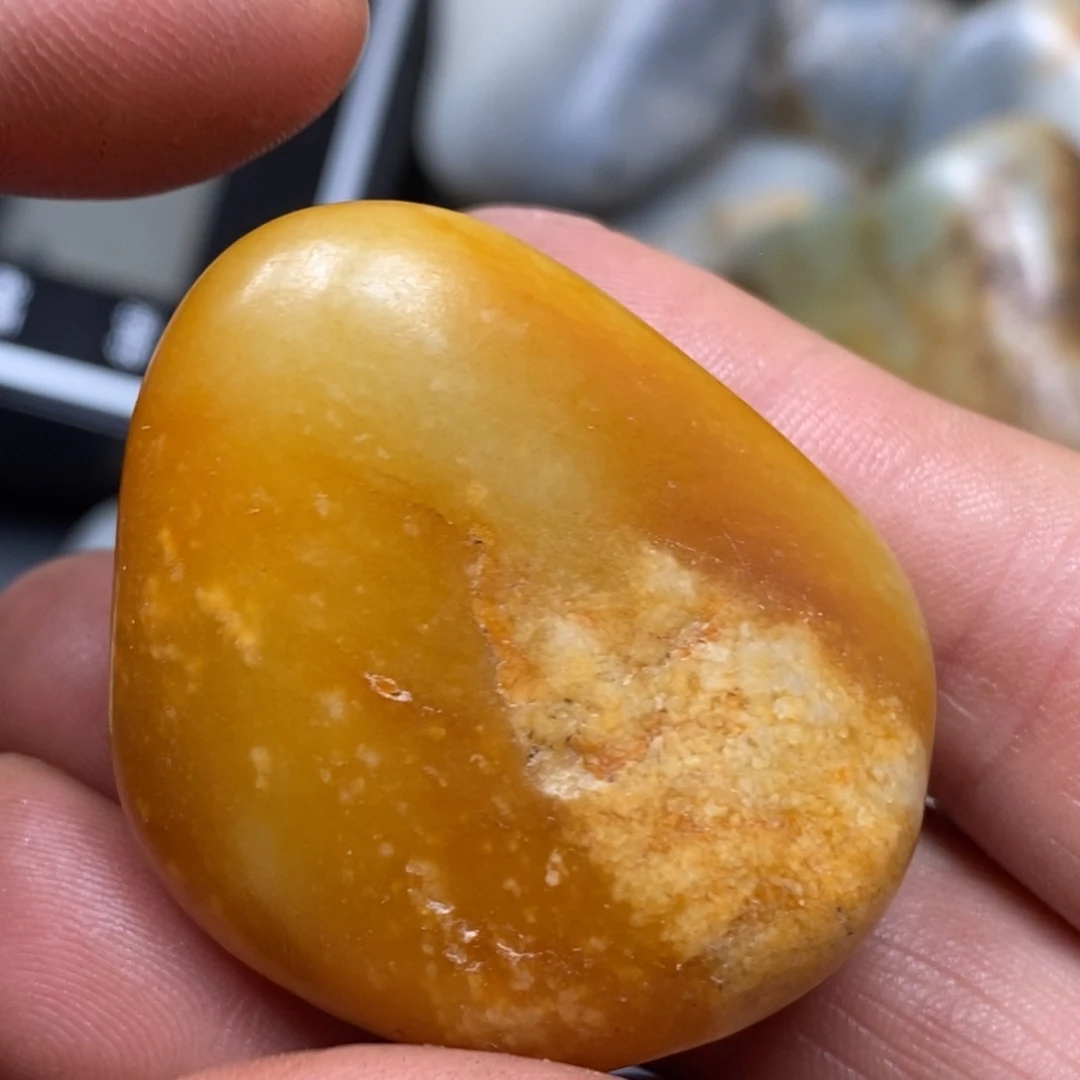 和田玉（糖玉）挂件未镶嵌