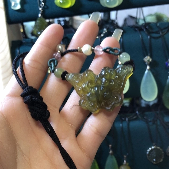 岫玉未镶嵌岫玉挂件