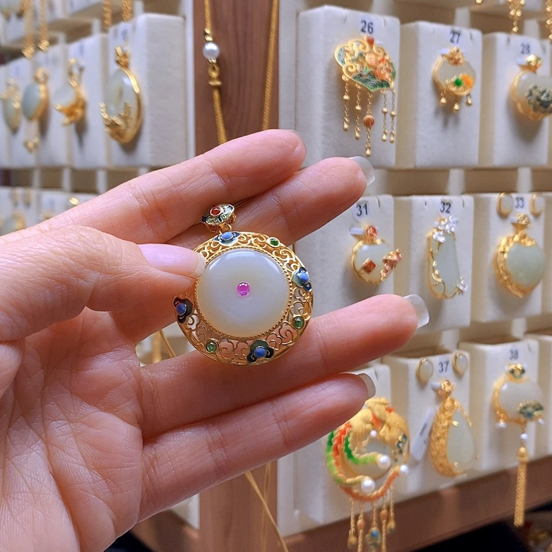 和田玉银S925镶嵌颈饰