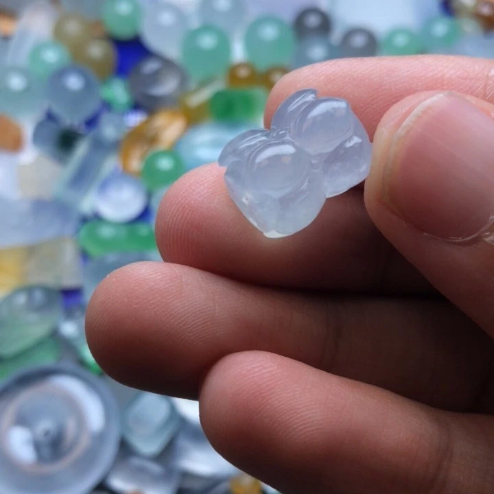 未镶嵌定制翡翠挂件