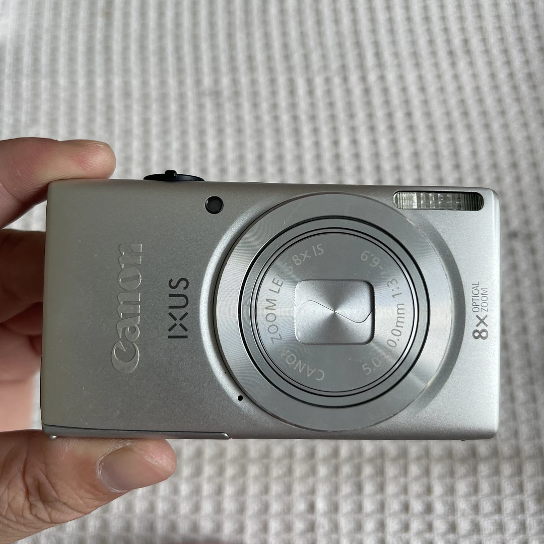 95新 Canon/佳能 ixus132冷白皮1600万像素8倍变焦ccd 人像冷白
