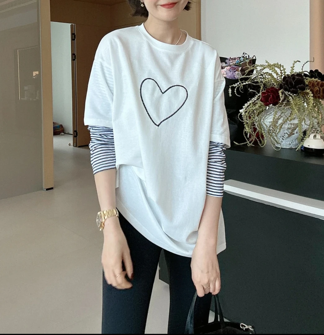春季新款爱心刺绣宽松假两件拼接条纹圆领长袖T恤